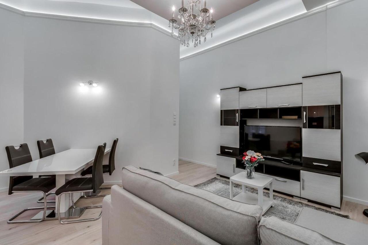 Pelicanstay At 5Th District Budapest Exterior foto